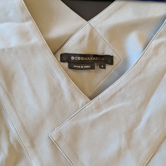 Dusty blue BCBG embroidered silk tank - Picture 4 of 5